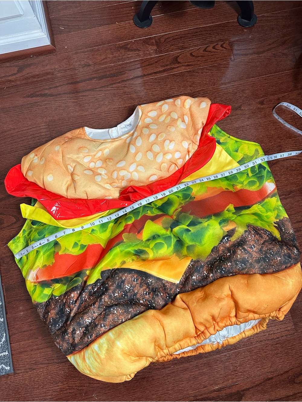 SPIRIT Cheeseburger Adult Costume. One Size - Picture 10 of 16